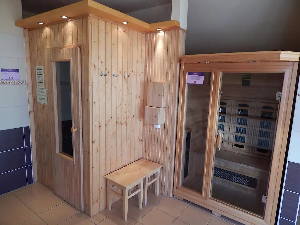 Holiday Wellness Apartman Apartment Hajduszoboszlo