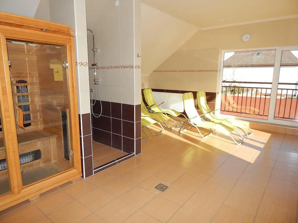 Holiday Wellness Apartman Apartment Hajduszoboszlo